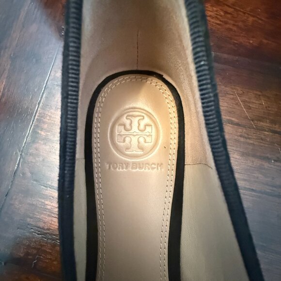 Tory Burch Black Suede Flats size 8.5 - Picture 7 of 10